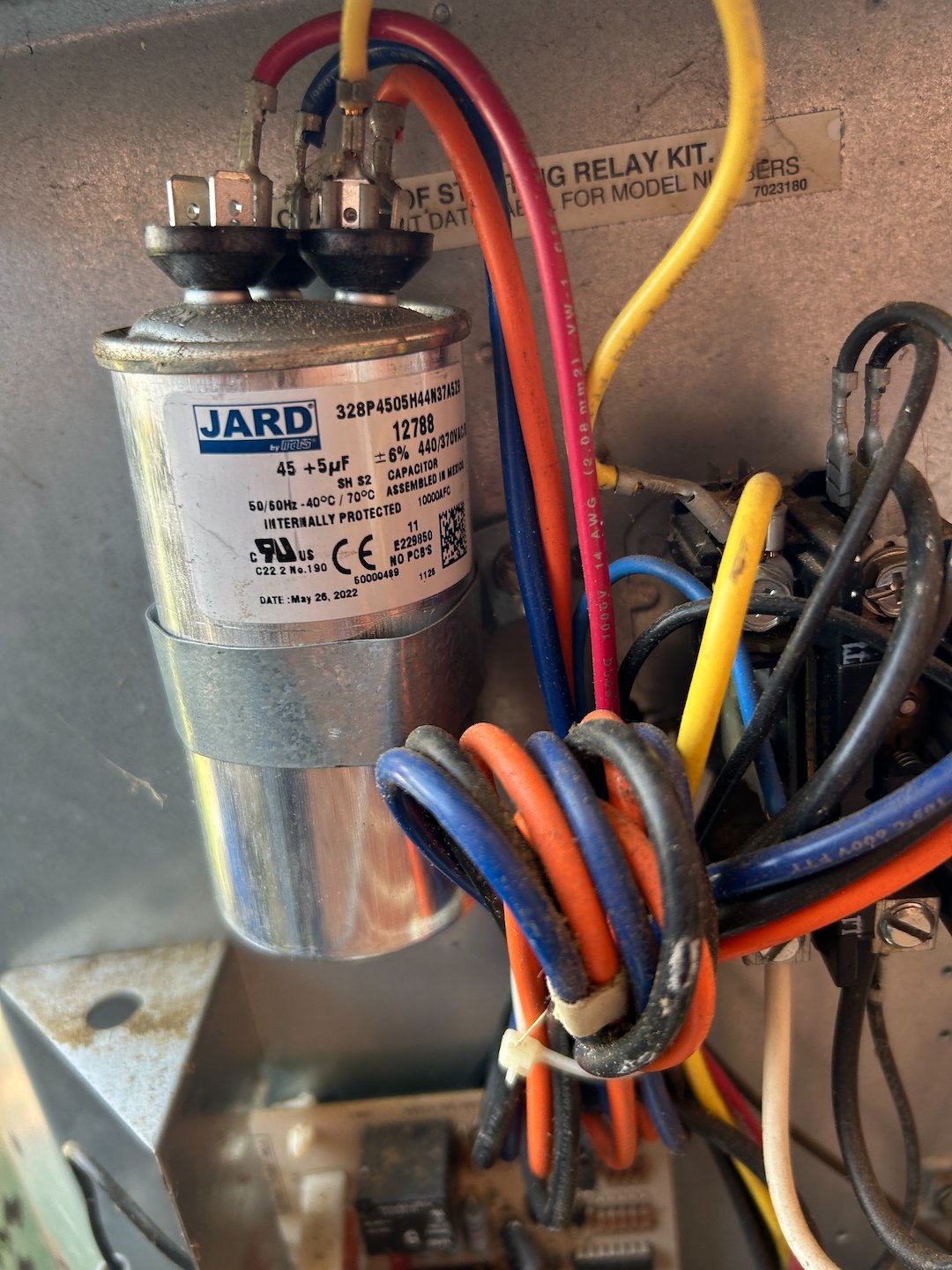 Budget Friendly Heat Pump Repair in Kingsport, Tennessee Gets the Customer Cooling Again