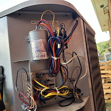 Budget-Friendly-Heat-Pump-Repair-in-Kingsport-Tennessee-Gets-the-Customer-Cooling-Again 2